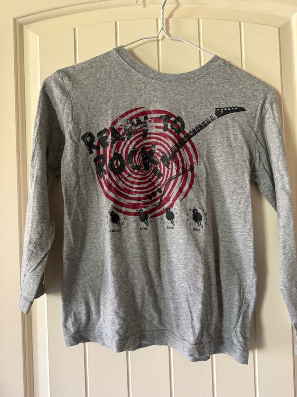 Place Gray Long Sleeve Tee with Red & Black Rock Graphic